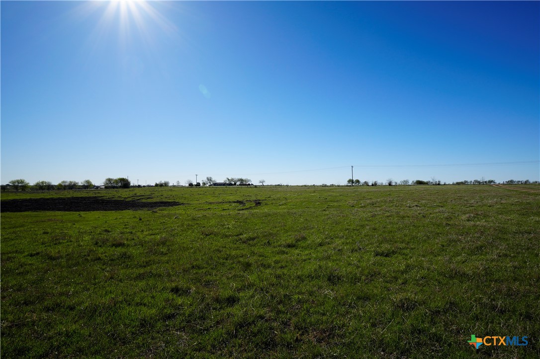 Tr 1 1011 Fm 956 Property Photo 12
