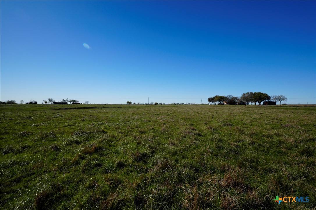 Tr 1 1011 Fm 956 Property Photo 19