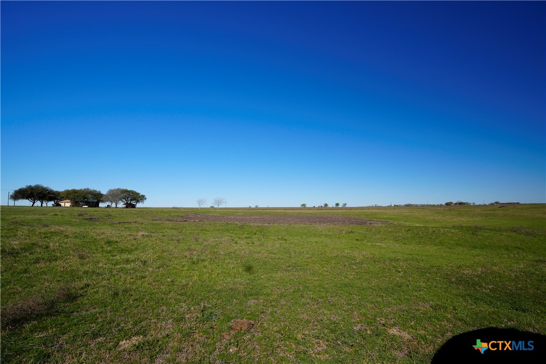 Tr 1 1011 Fm 956 Property Photo 22