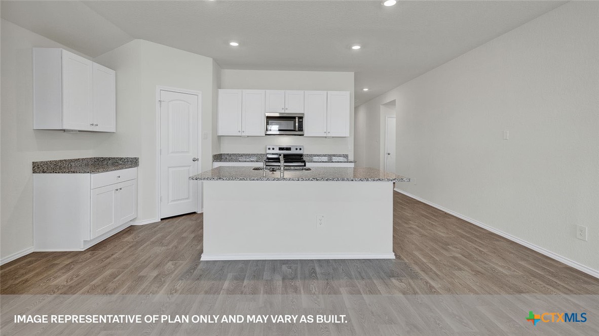 506 Hodges Street Property Photo 9