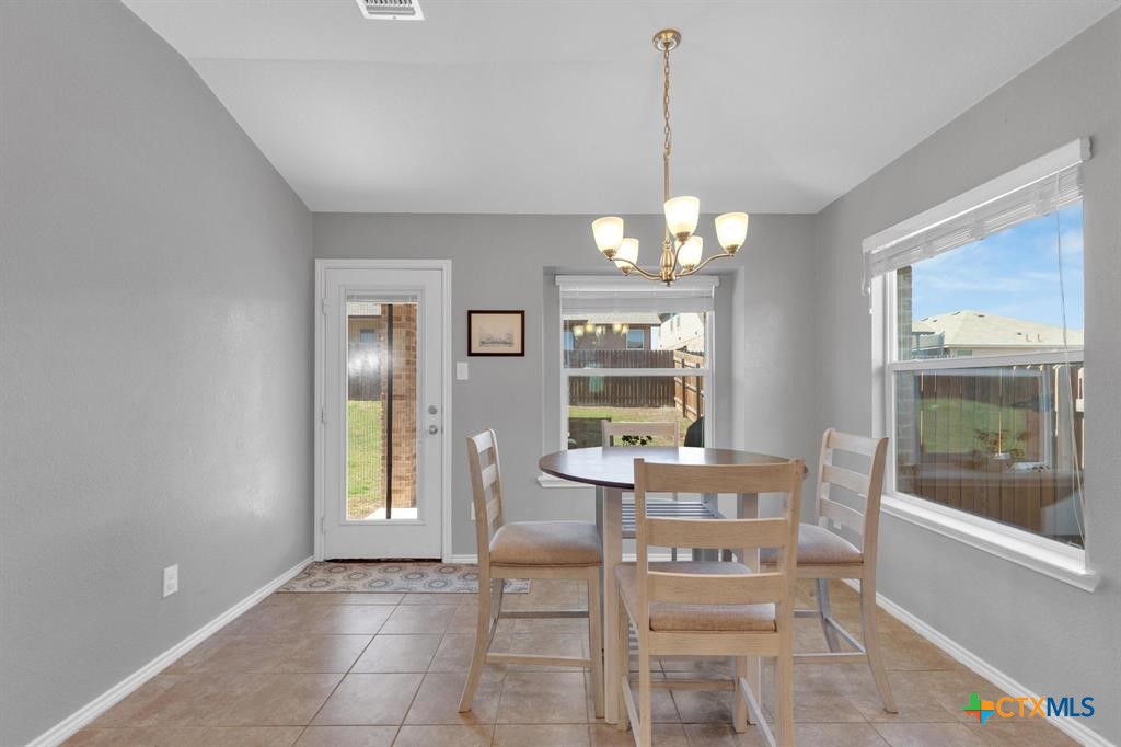 9511 Raeburn Court Property Photo 6