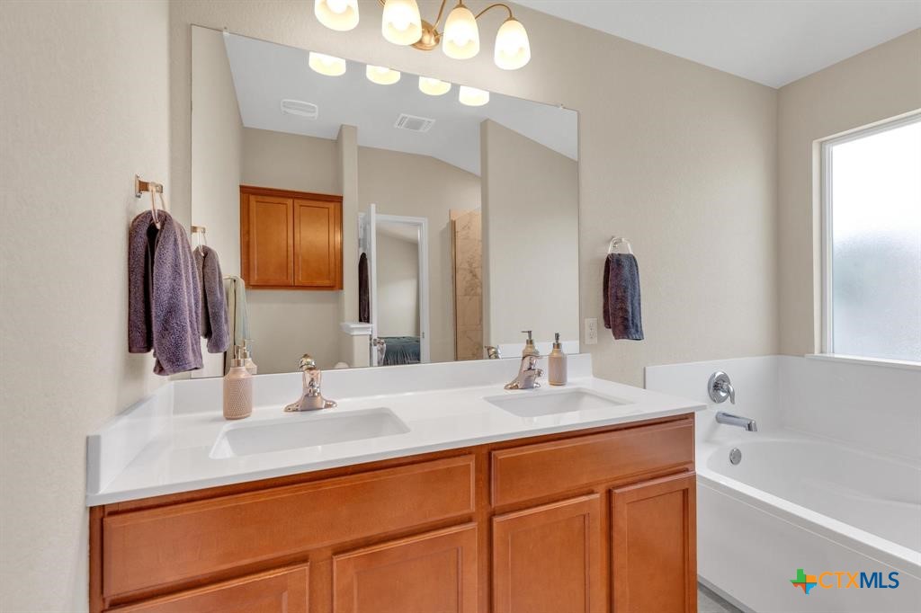9511 Raeburn Court Property Photo 13