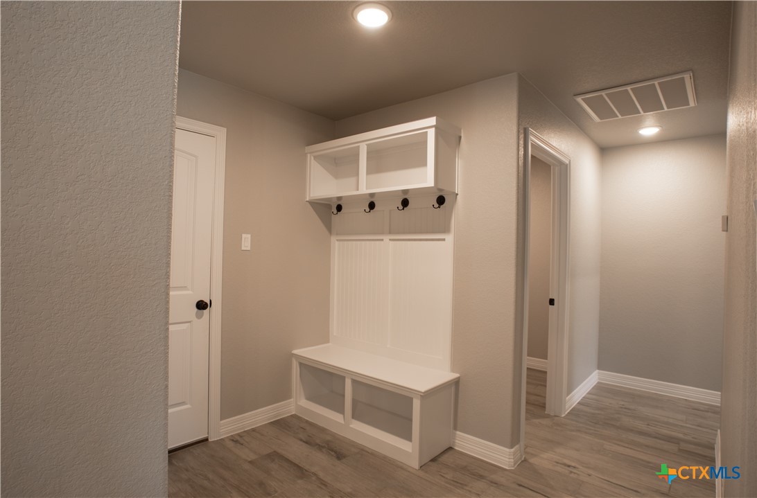 3217 Digby Drive Property Photo 16