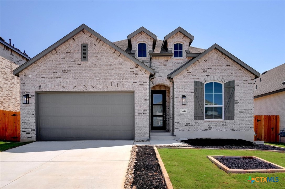 1684 Seekat Drive Property Photo 1