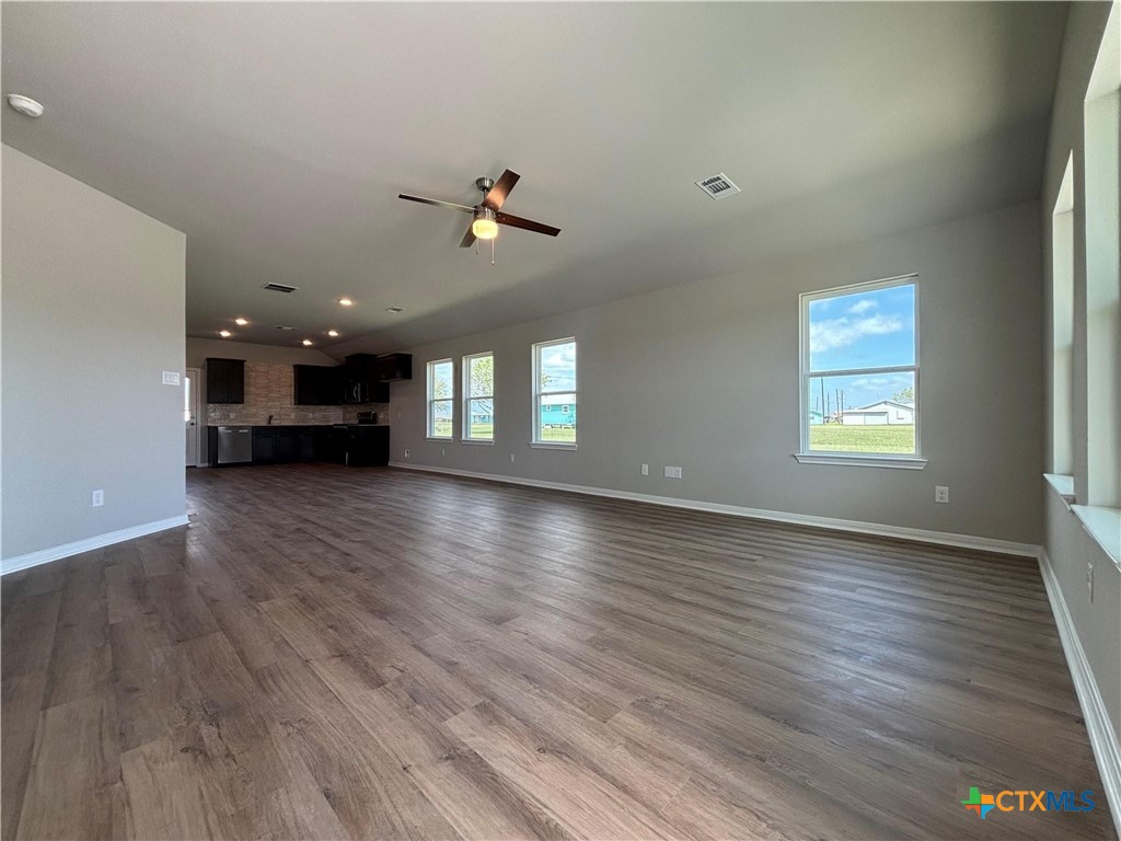 288 Buckskin Property Photo 5