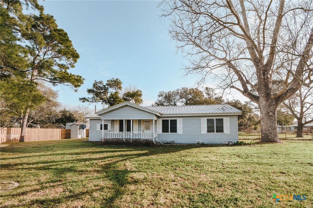 127 S Mesquite Drive Property Photo