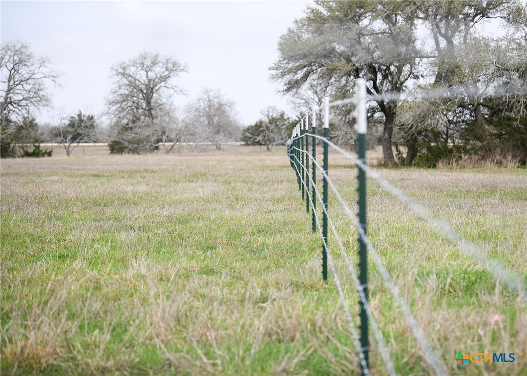 926 Main Loop Road Property Photo 7