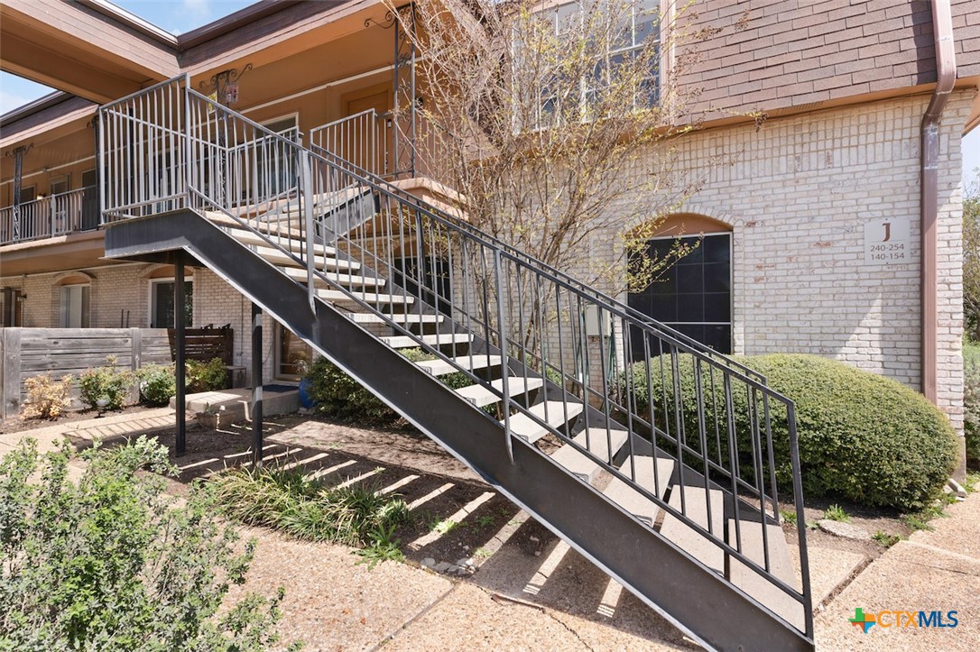 7801 Shoal Creek Boulevard 240 Property Photo 3