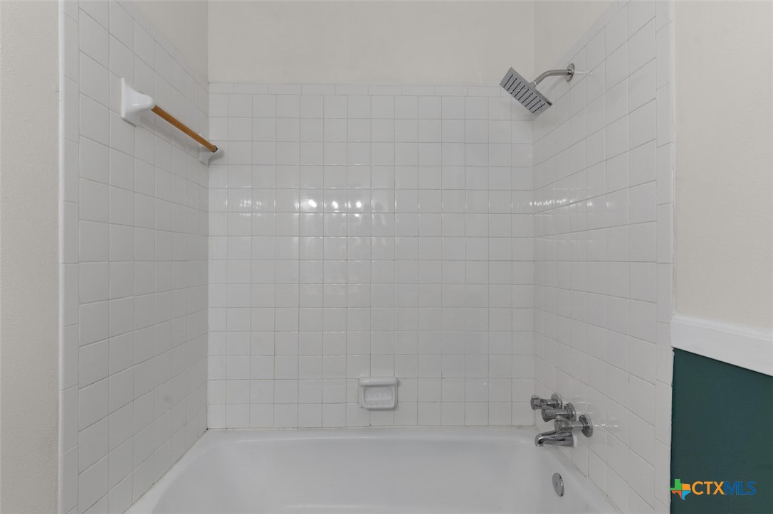 7801 Shoal Creek Boulevard 240 Property Photo 18
