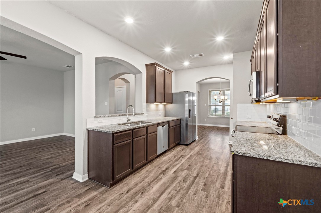 8209 Northgate Loop Property Photo 3