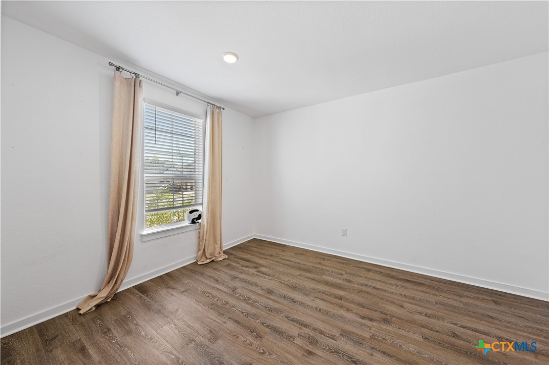 328 Peace Pipe Way Property Photo 5