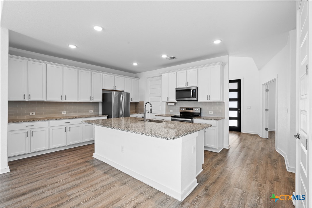 328 Peace Pipe Way Property Photo 10