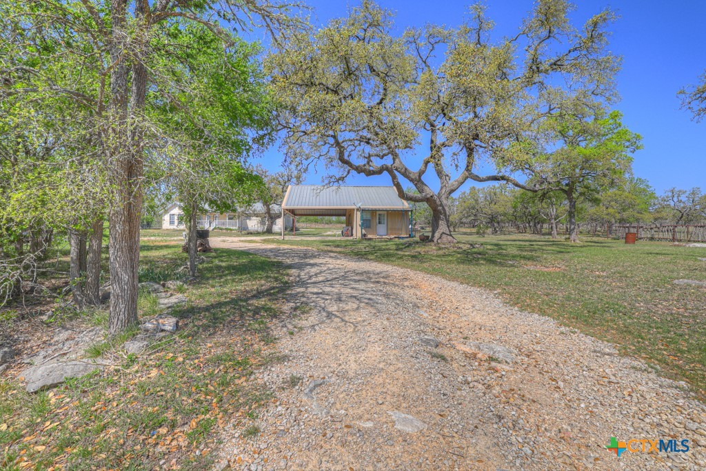 309 Oakwood Loop Property Photo 3