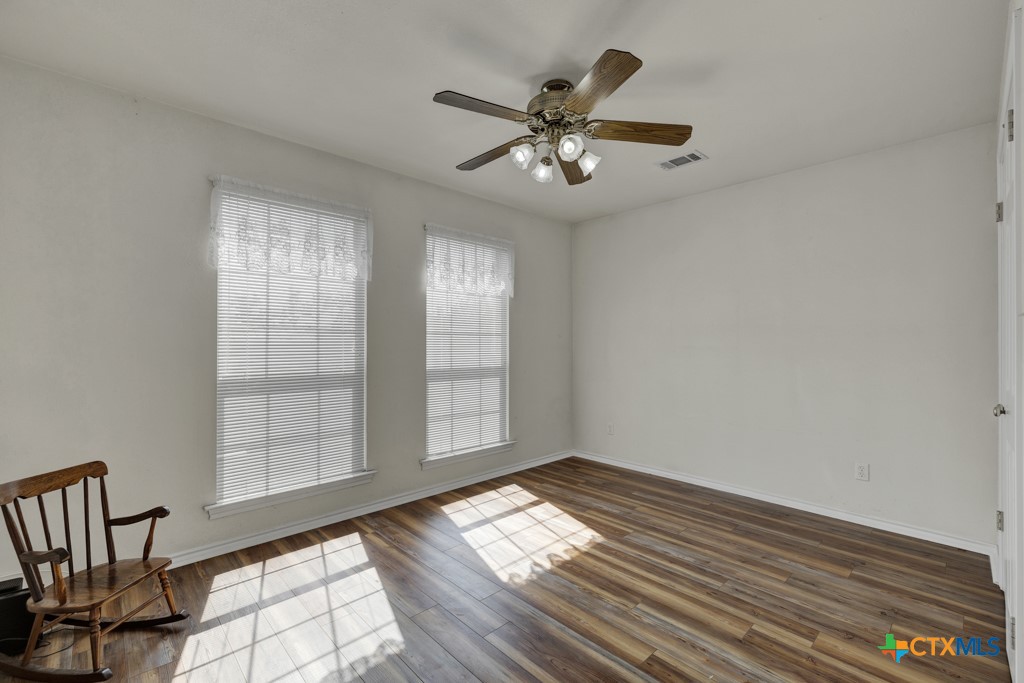 309 Oakwood Loop Property Photo 24