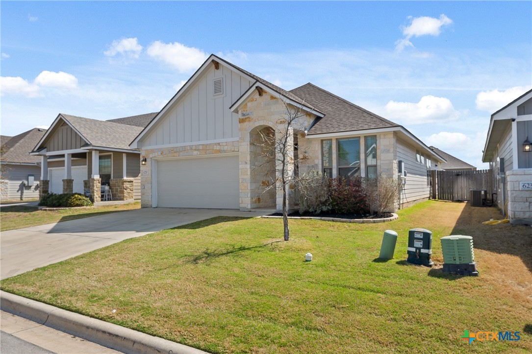 629 Ripplewood Drive Property Photo 4