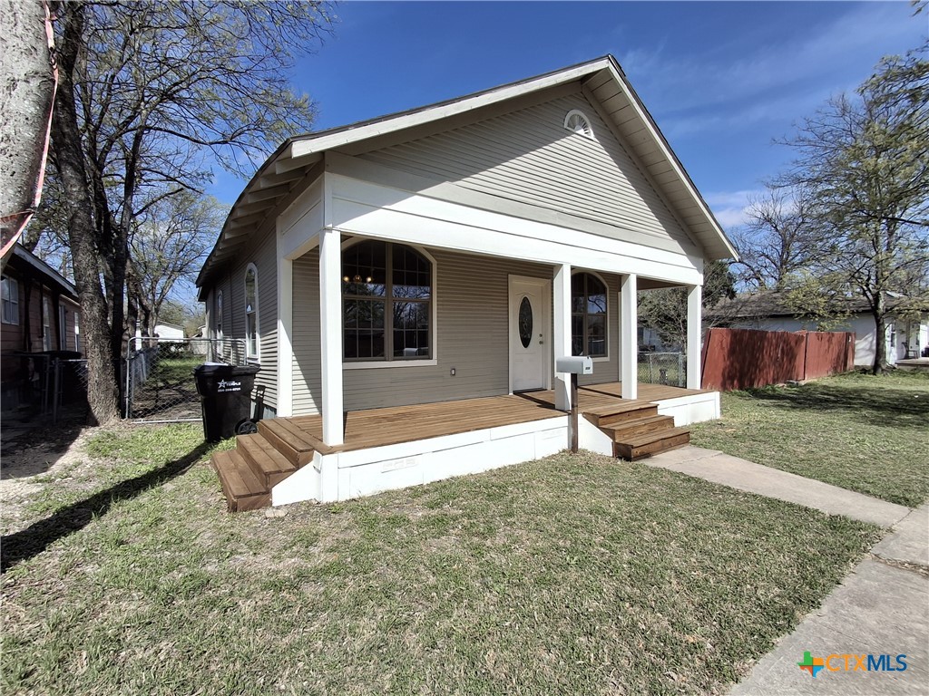 512 S 13th Street Property Photo 2