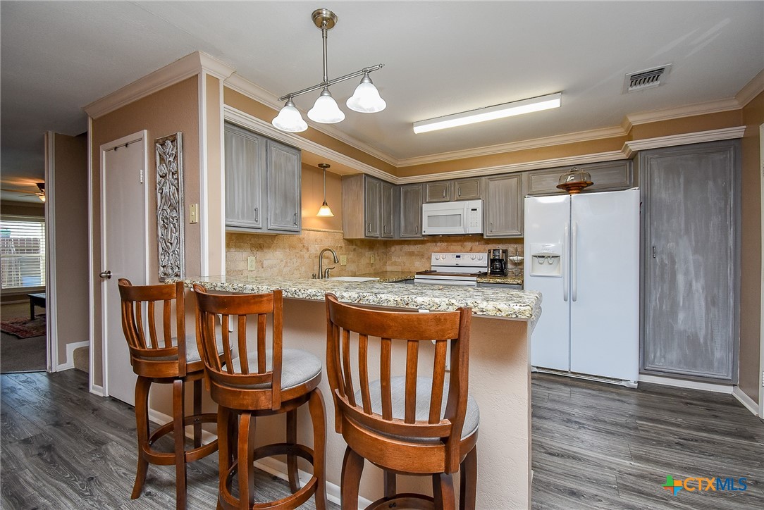 1730 Avenue C F Property Photo 17