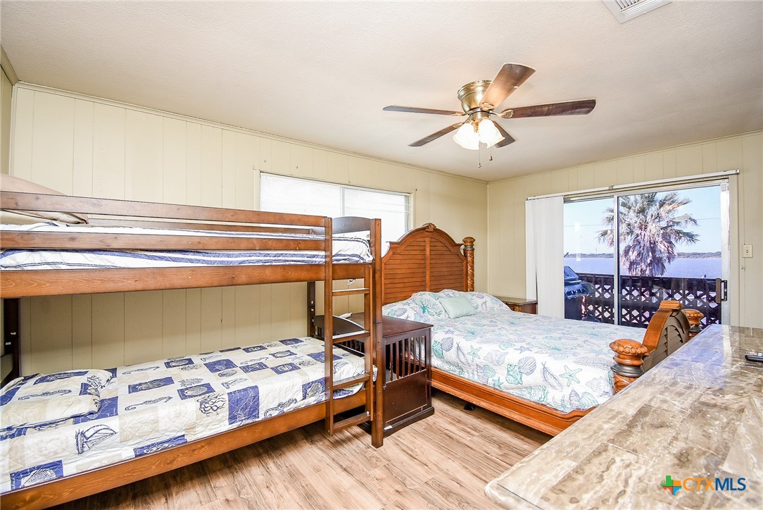 610 W Bayshore Drive Property Photo 15