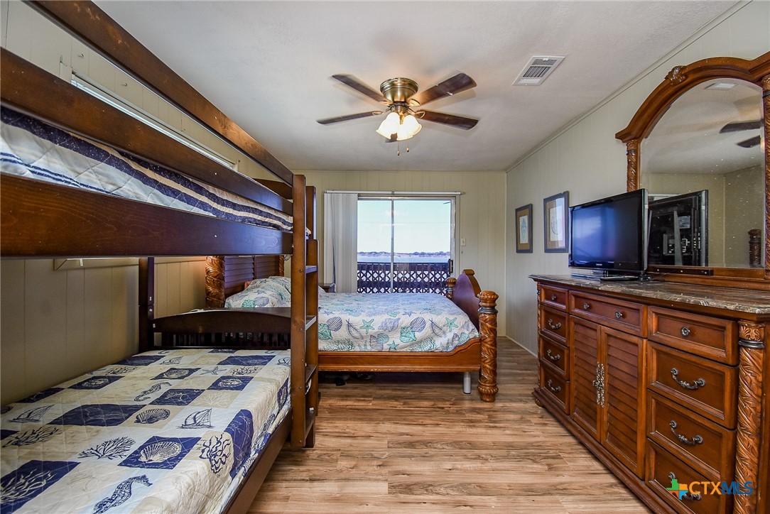 610 W Bayshore Drive Property Photo 16