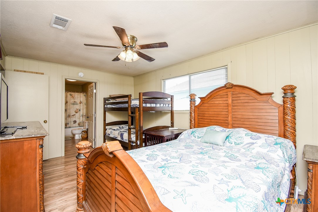 610 W Bayshore Drive Property Photo 17