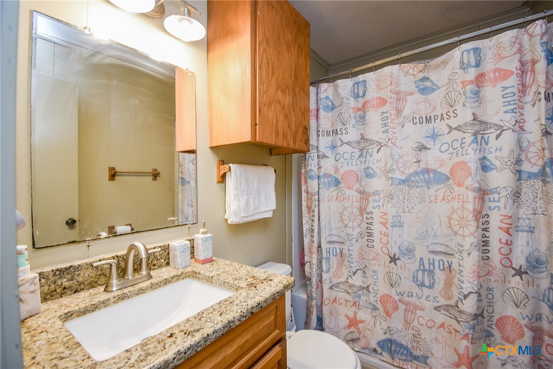 610 W Bayshore Drive Property Photo 24