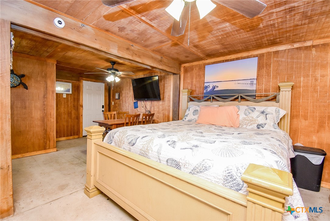 610 W Bayshore Drive Property Photo 33
