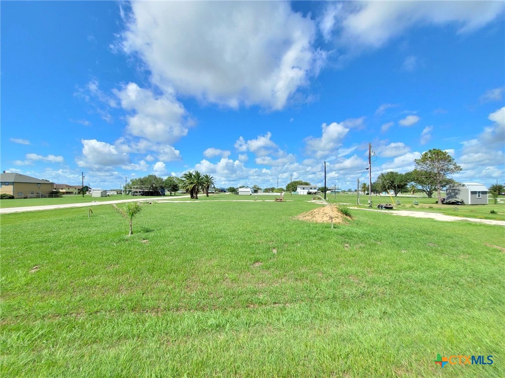 711 Bayview Drive Property Photo 13
