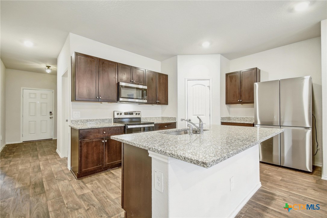 844 Nodding Nixie Property Photo 4
