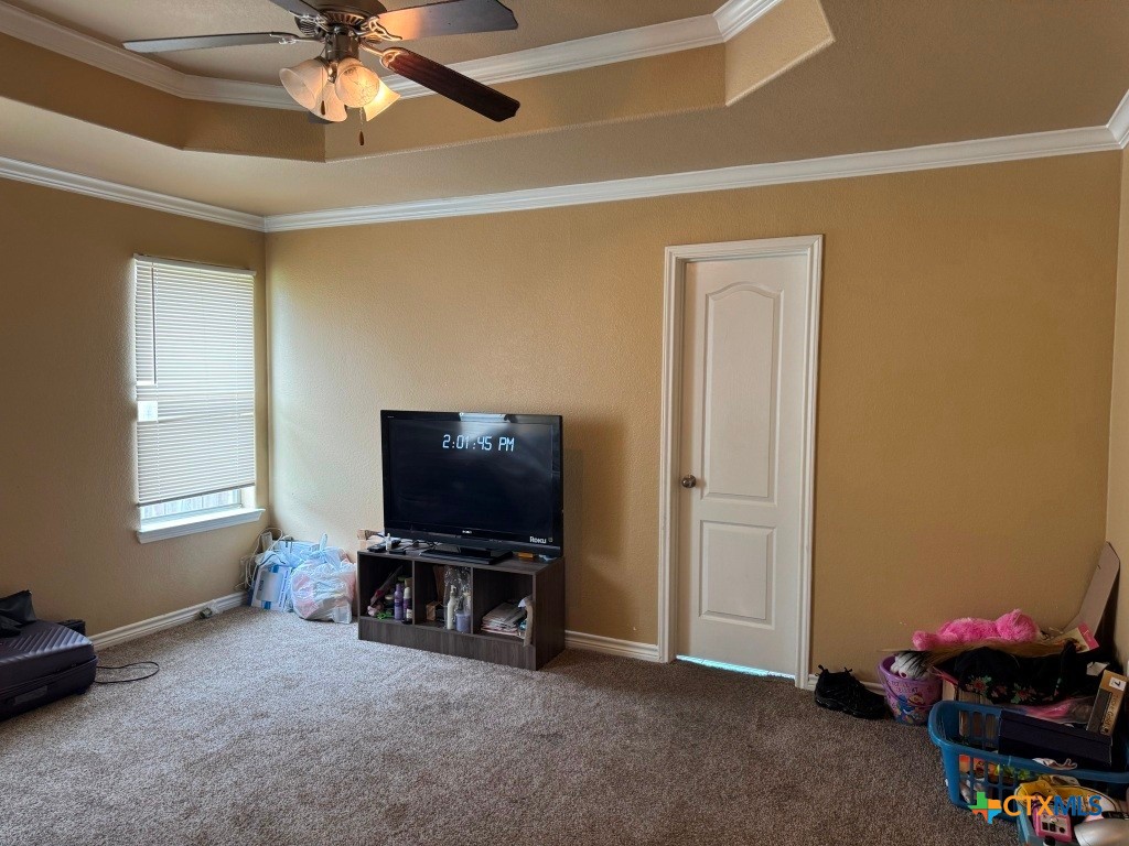 9604 Diana Drive Property Photo 8