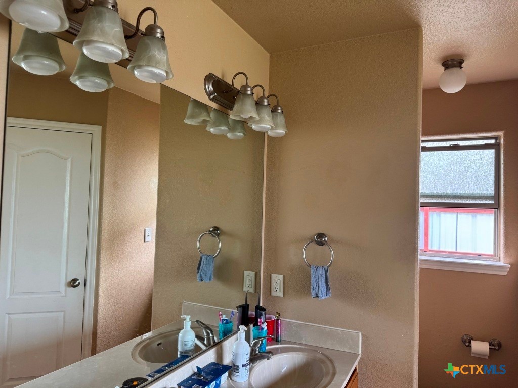 9604 Diana Drive Property Photo 14