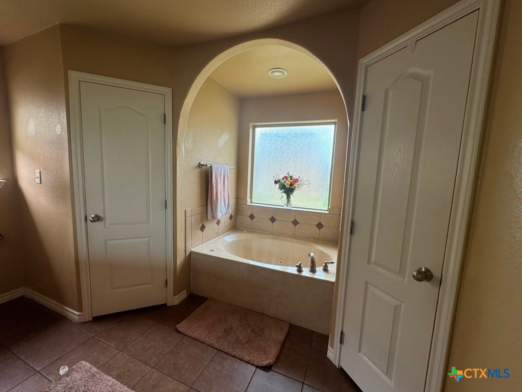 9604 Diana Drive Property Photo 15
