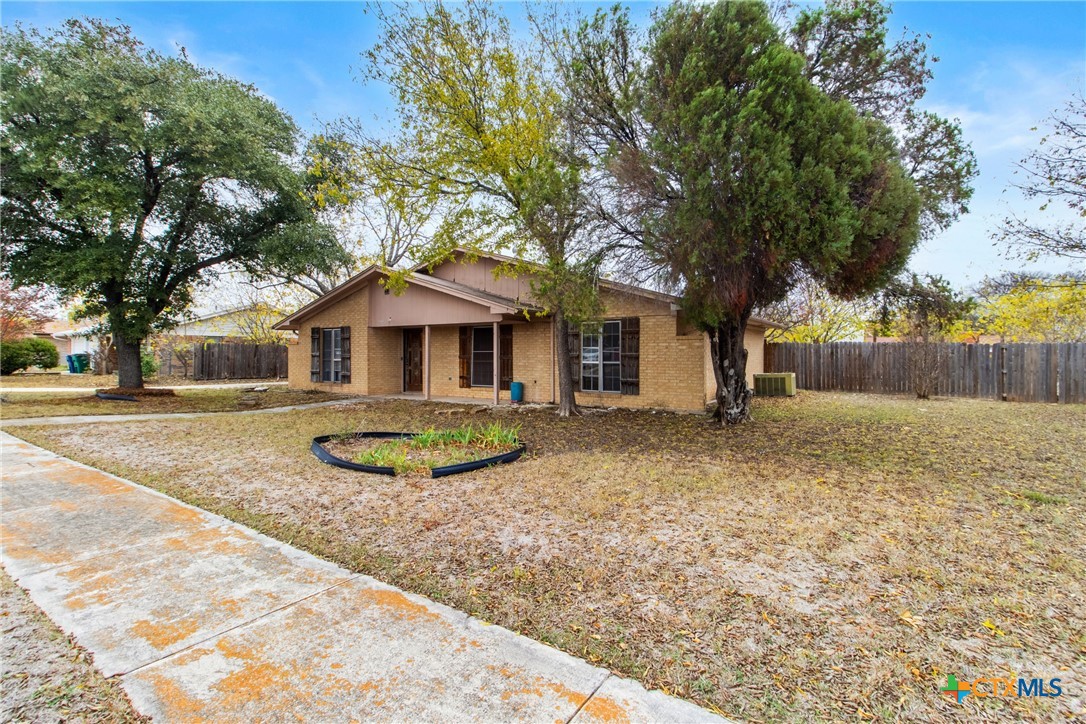 2010 Patricia Street Property Photo 2