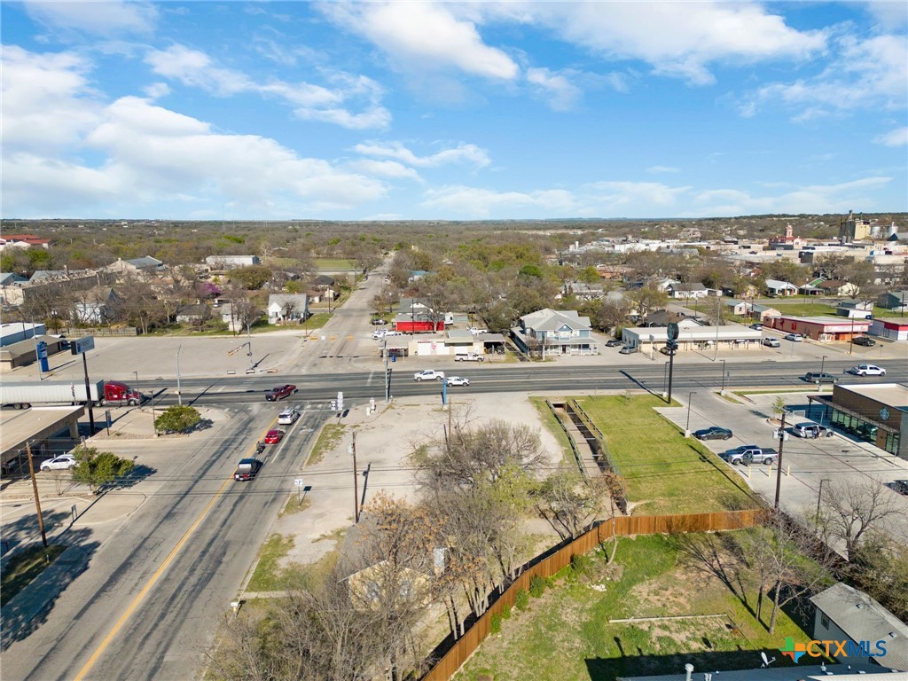 102 S Key Avenue Property Photo 3