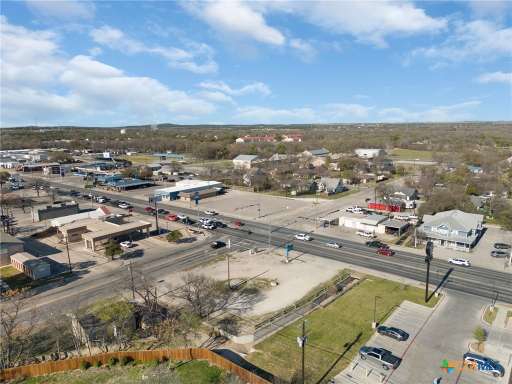 102 S Key Avenue Property Photo 4