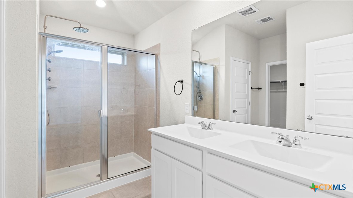 1216 Carl Glen Property Photo 14