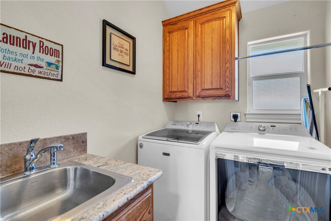 1529 Hazelnut Drive Property Photo 15