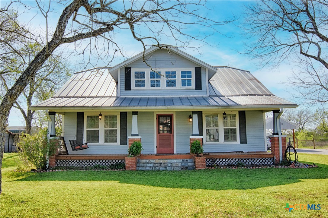 800 S Main Street Property Photo