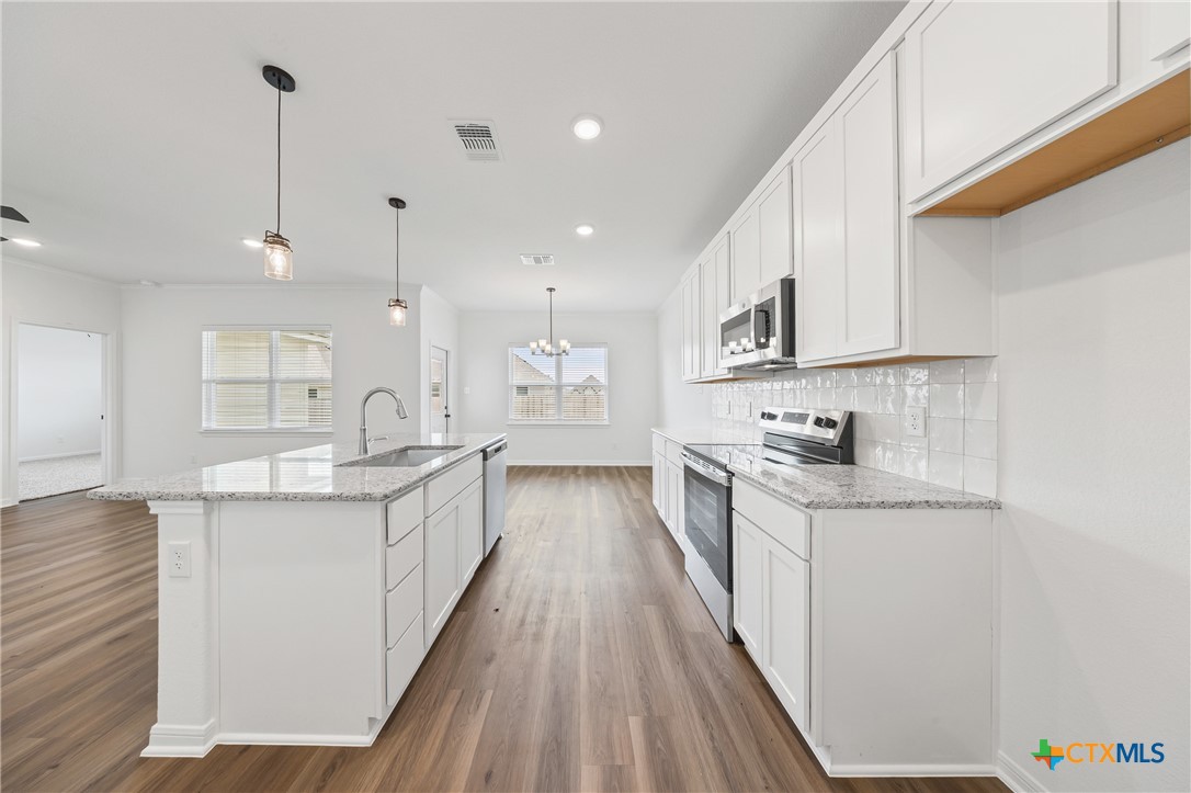 709 Killam Drive Property Photo 15