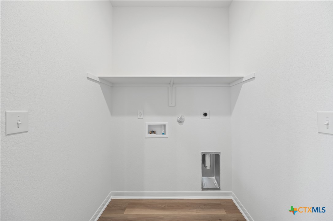 709 Killam Drive Property Photo 29