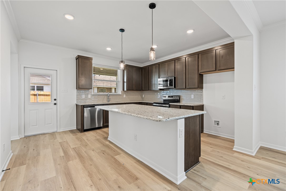 708 Seven Springs Drive Property Photo 11