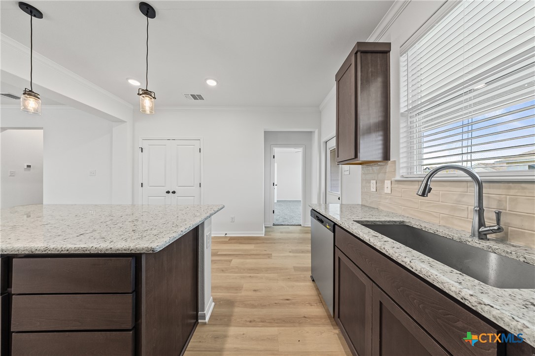 708 Seven Springs Drive Property Photo 12