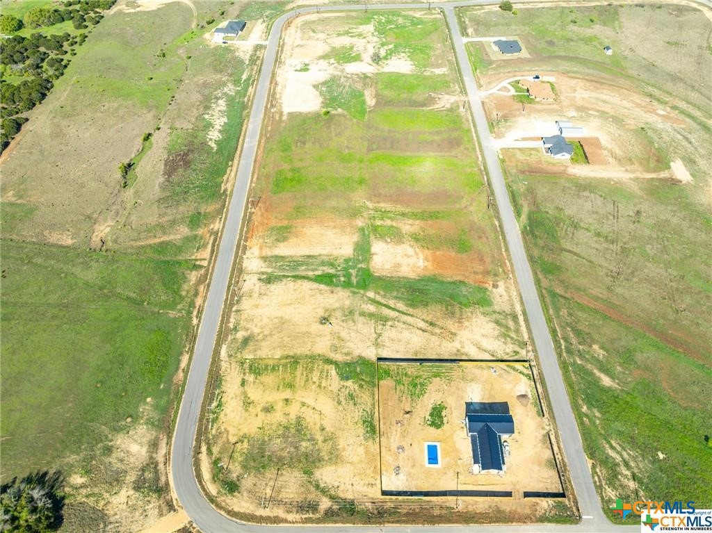 1126 Holden Loop Property Photo 6