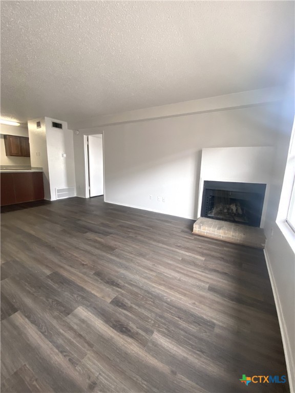 205 Craddock Avenue B8 Property Photo 2