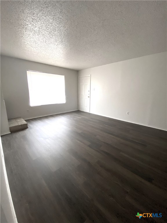 205 Craddock Avenue B8 Property Photo 3