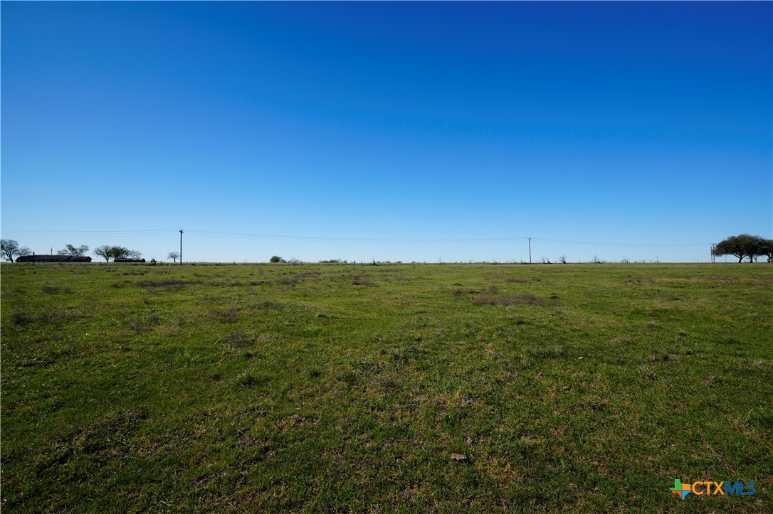 Tr 2 1011 Fm 956 Property Photo 11