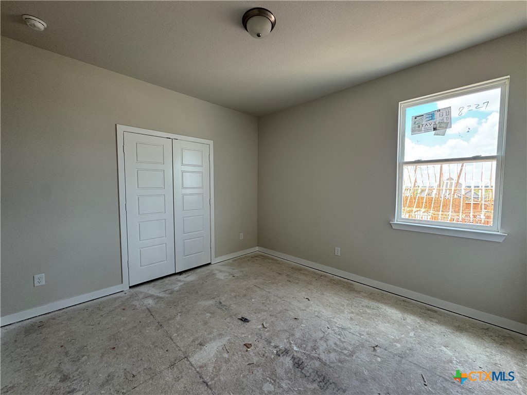 4012 Estes Court Property Photo 8