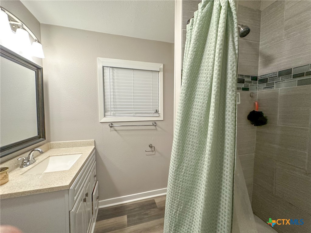 2206 E Stayton Avenue Property Photo 21