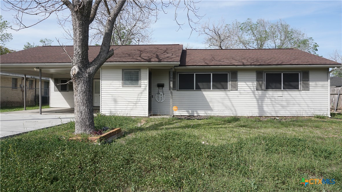 2206 E Stayton Avenue Property Photo 29