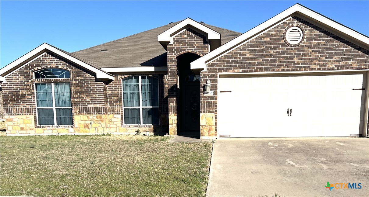 1810 Mike Drive Property Photo 2
