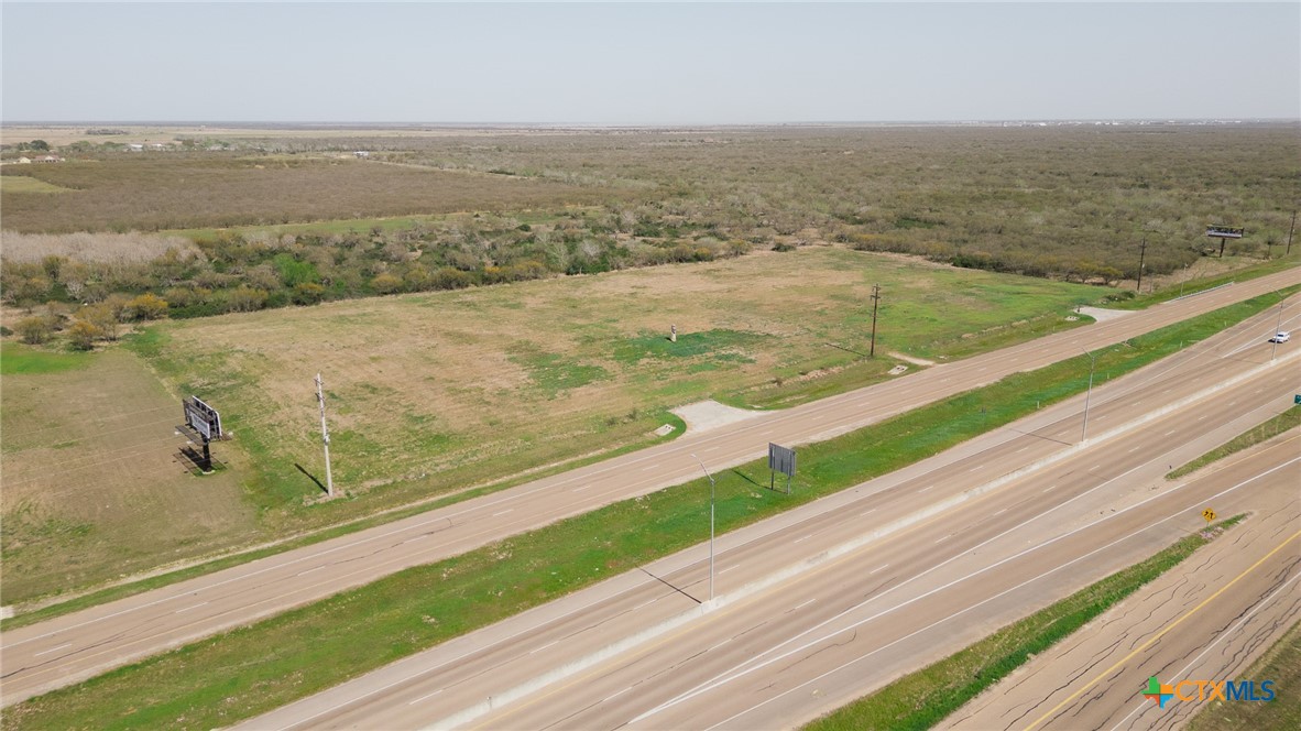 000 Ne Loop 463 Property Photo 9